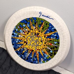 Serran Ventura Gaudi Faux Mosaic Plate